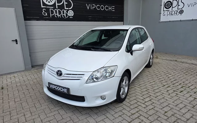 Toyota Auris 1.33 VVT-i Exclusive