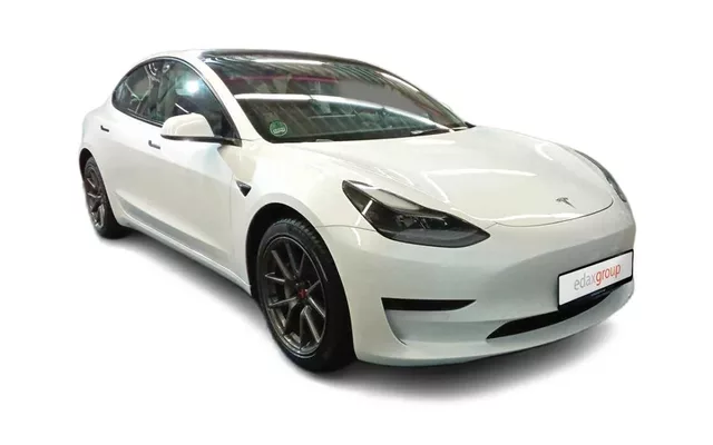 Tesla Model 3 Standard Range Plus RWD
