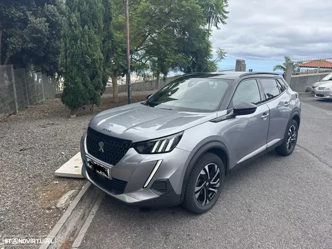Peugeot 2008 1.2 PureTech GT EAT8