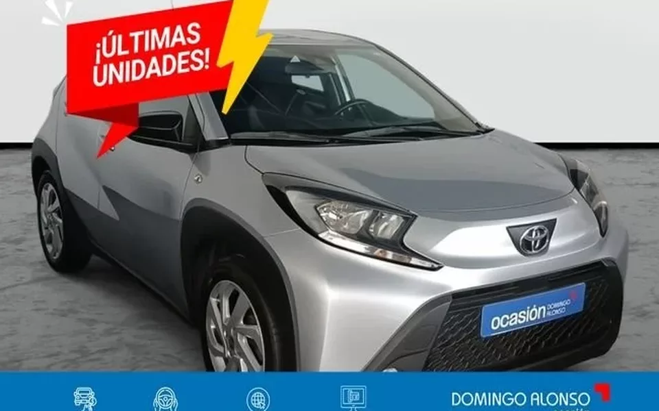 TOYOTA Aygo X CROSS 1.0 5D 5MT X-PLAY
