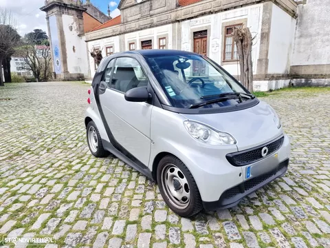 Smart ForTwo Coupé 1.0 mhd Pure 61