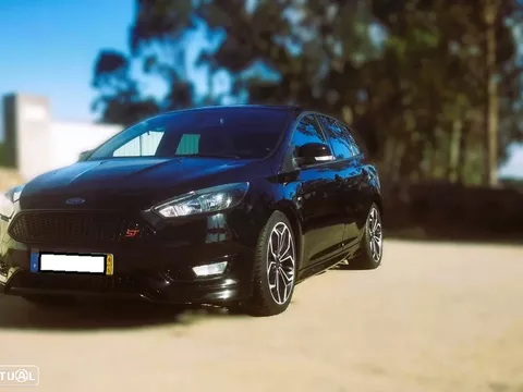 Ford Focus SW 1.5 TDCi ST-Line