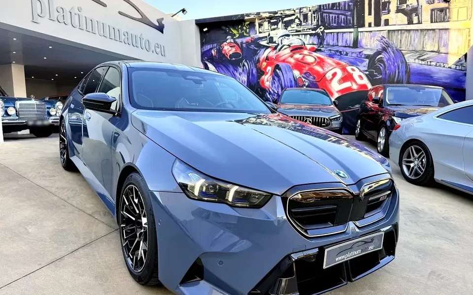 BMW M5 Standard