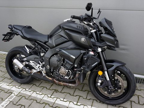 Yamaha MT 10 TECH BLACK