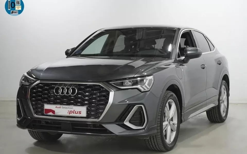 AUDI Q3 Q3 Sportback 45 TFSIe S line S-tronic