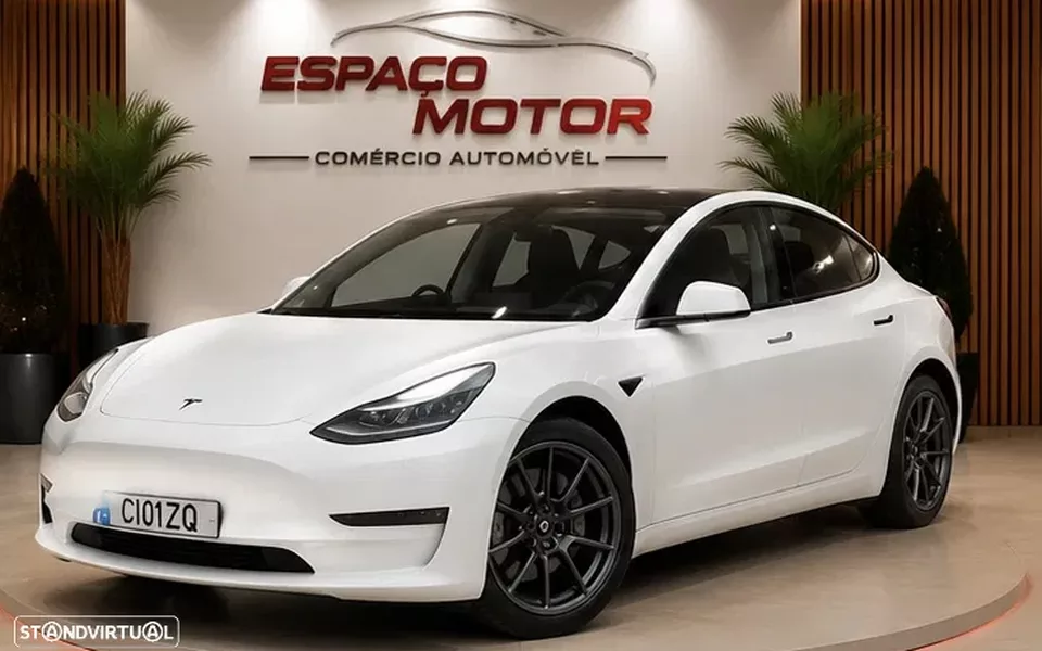 Tesla Model 3 Standard RWD