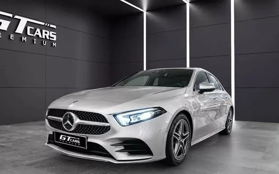 MERCEDES-BENZ Clase A 200 AMG