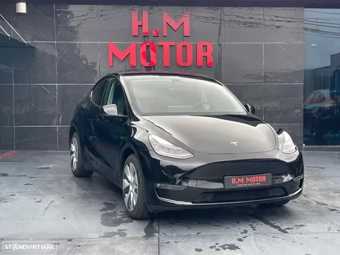 Tesla Model Y Long Range Tração Integral Premium
