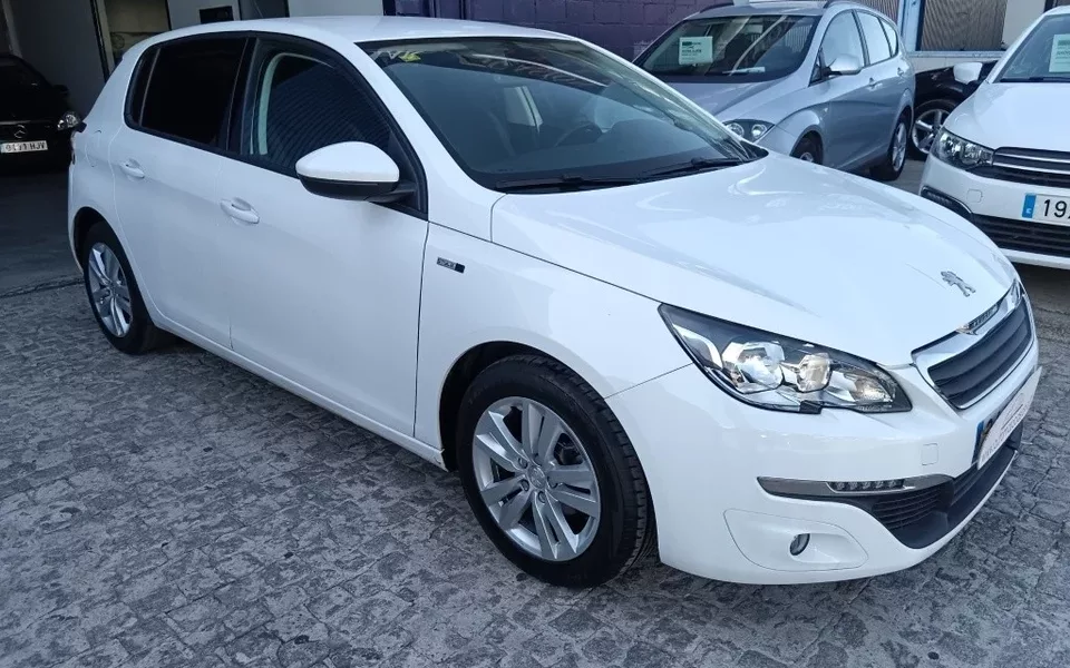 PEUGEOT 308 308 SW 1.2 PureTech S&S Style 110