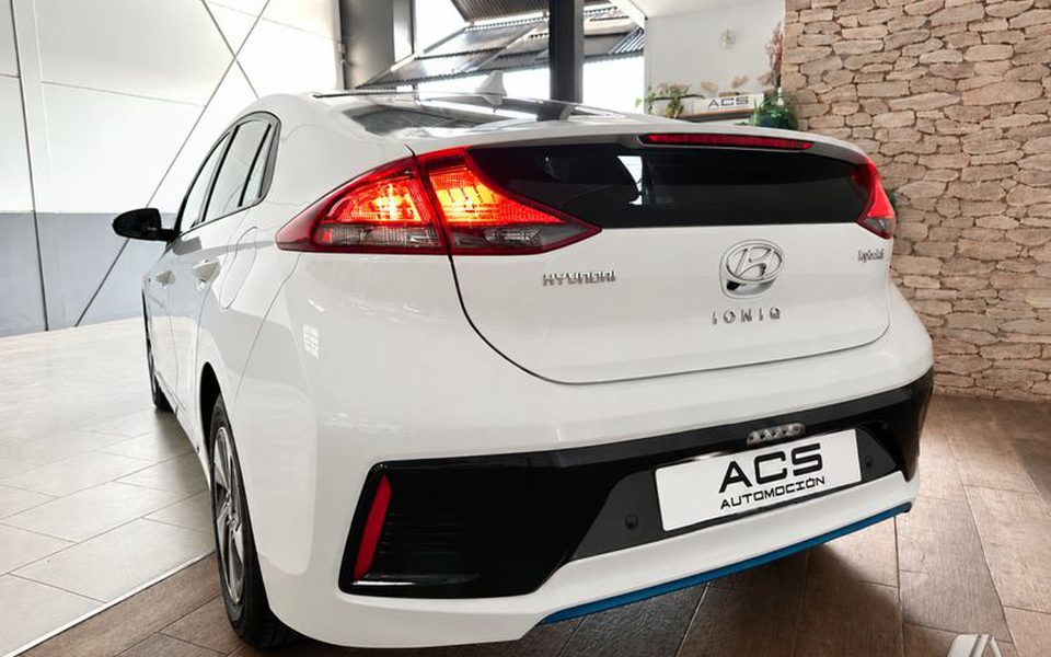 HYUNDAI Ioniq Ioniq HEV 1.6 GDI Tecno - 12990€ en Miguelturra