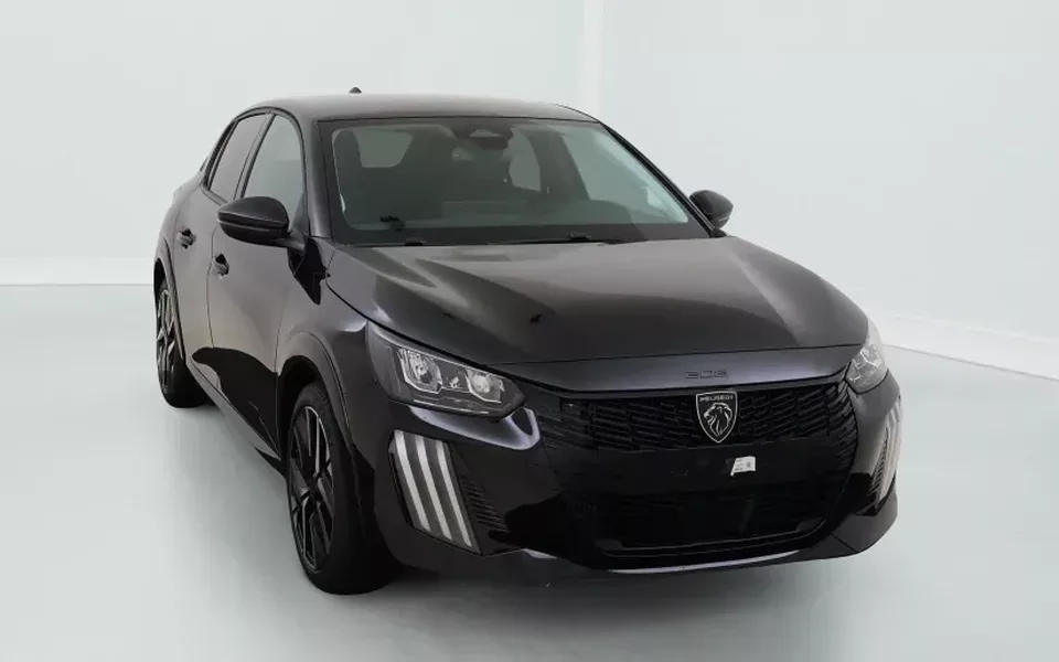 Peugeot 208 Envy 1.2 Turbo 100 hp Man. 6 Zéro km immatriculé