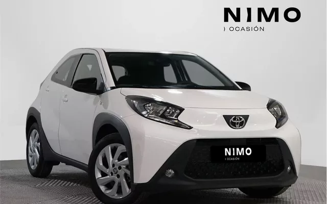 TOYOTA Aygo X Cross AYGO X CROSS 1.0 VVT-I 72CV Play
