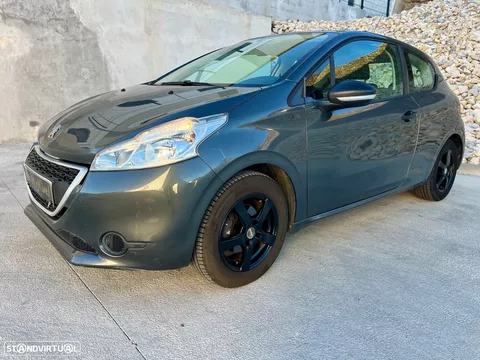 Peugeot 208 PureTech 82 Active