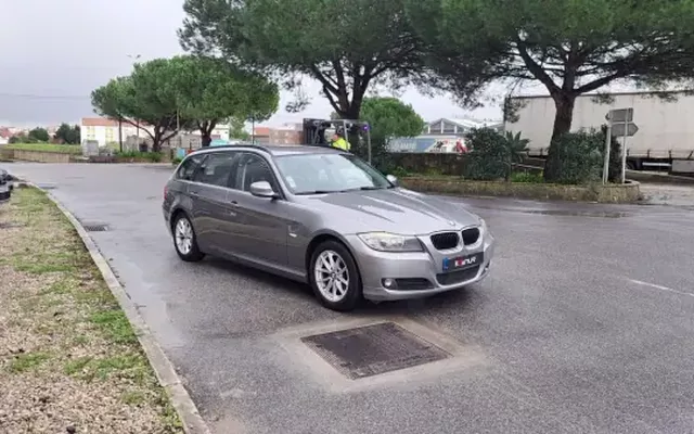 BMW 320 2010 d LifeStyle Auto