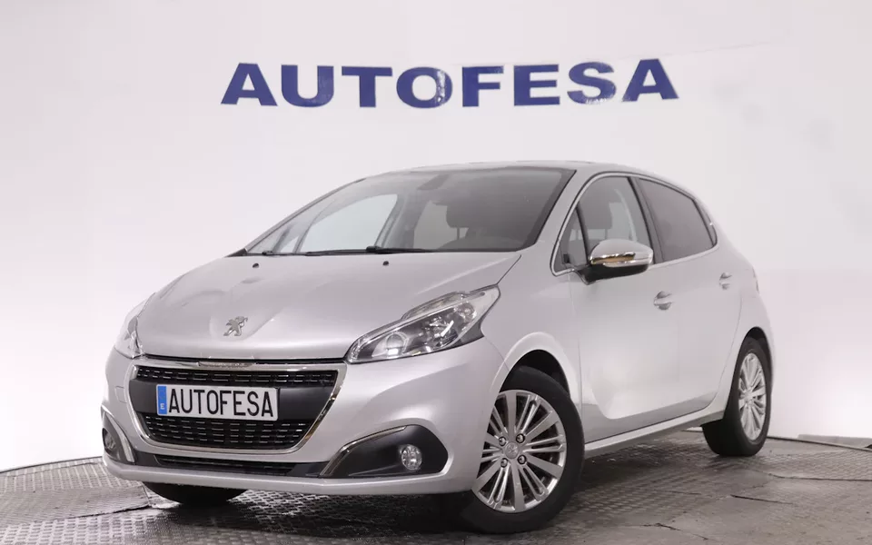 Peugeot 208 1.2 PURE TECH ALLURE 82CV 5P