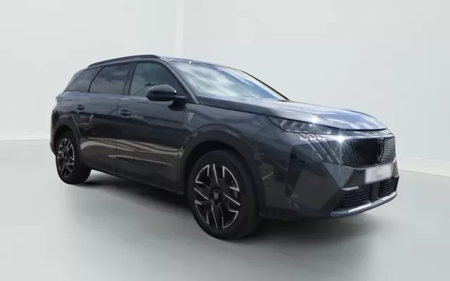 Peugeot 5008 Hybrid 145 e-DCS6 GT Zéro km immatriculé