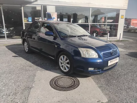TOYOTA Avensis Avensis Verso 2.0 D4-D Sol