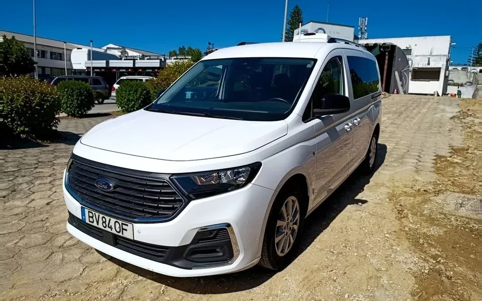 Ford Tourneo Connect Grand 2.0 TDCi Titanium