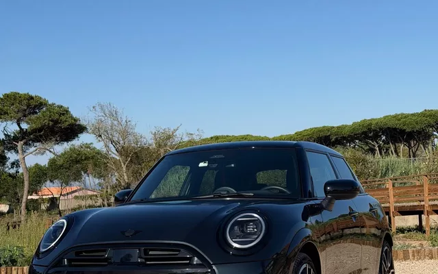 MINI 5 Portas Cooper S Premium JCW Auto