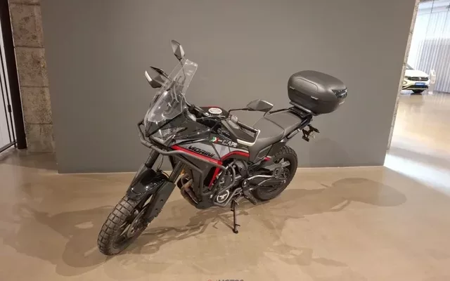 Moto Morini X-Cape