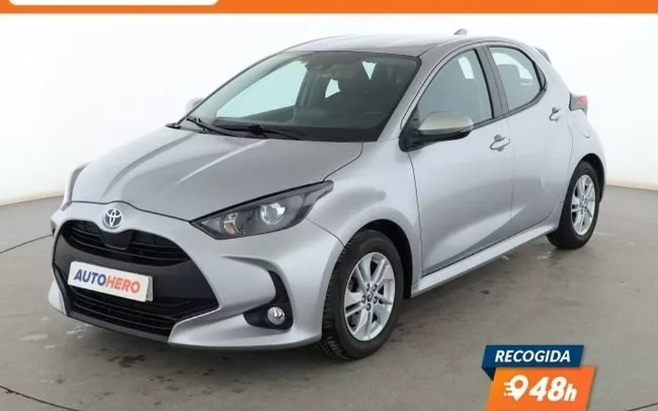 TOYOTA Yaris 1.5 Hybrid Active
