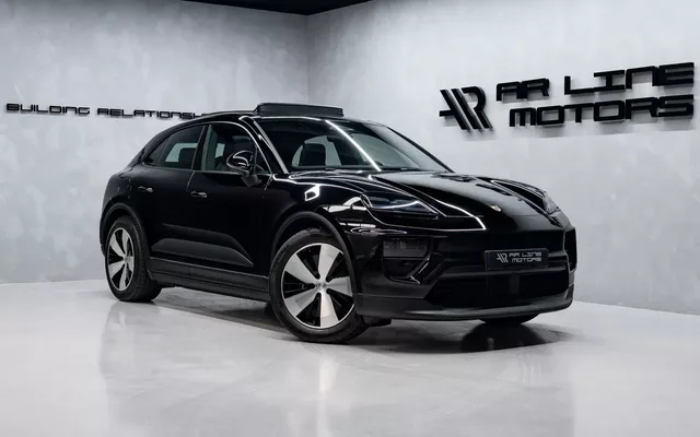 Porsche Macan Electric