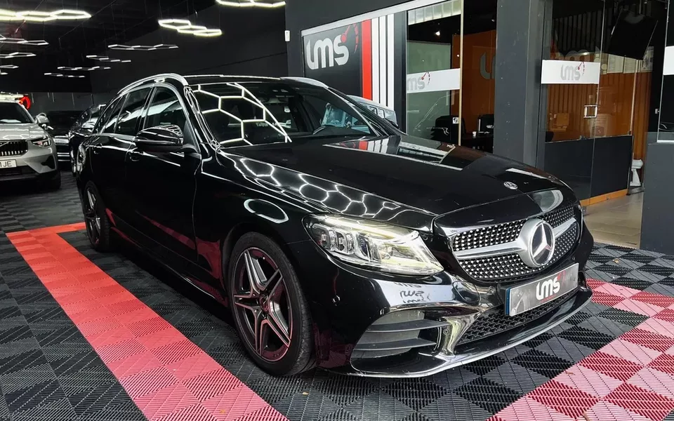 Mercedes-Benz C 220 d AMG Line
