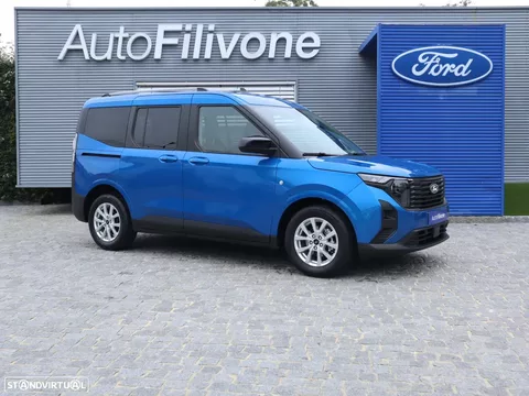 Ford Tourneo Courier 1.0 EcoBoost Titanium