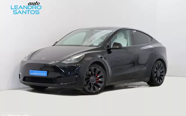 Tesla Model Y Performance Dual Motor AWD