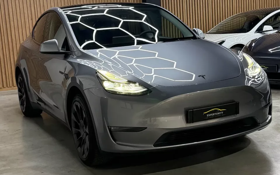 Tesla Model Y Long Range Tração Integral