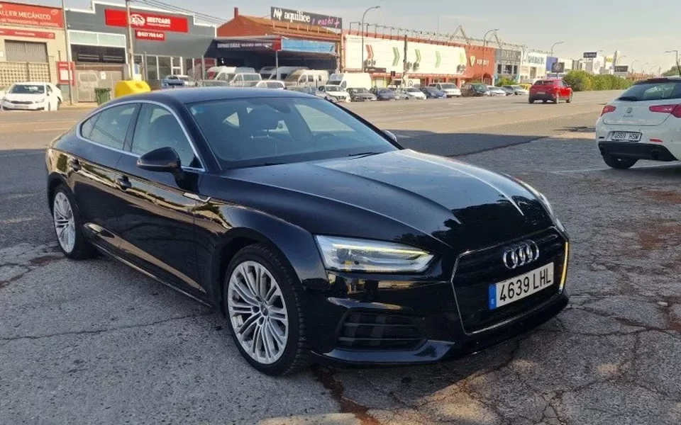 AUDI A5 A5 Sportback 40 g-tron Black line S tronic - 18900€ en Miguelturra
