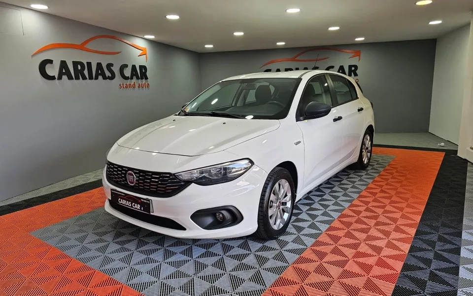 Fiat Tipo 1.3 M-Jet Lounge