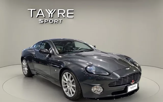 ASTON MARTIN Vanquish Vanquish S V12