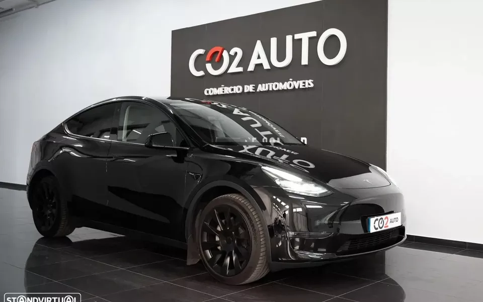 Tesla Model Y Long Range Dual Motor AWD