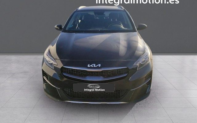 Kia Niro 1.6 GDi HEV 104kW (141CV) Concept