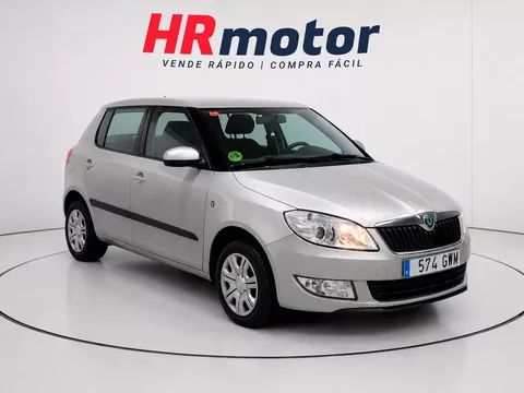 SKODA Fabia Fabia 1.6TDI Young 90