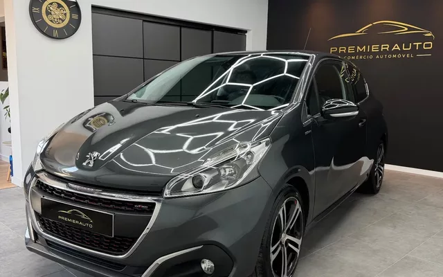 Peugeot 208 1.2 PureTech GT Line