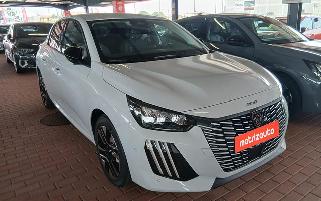 Peugeot 208