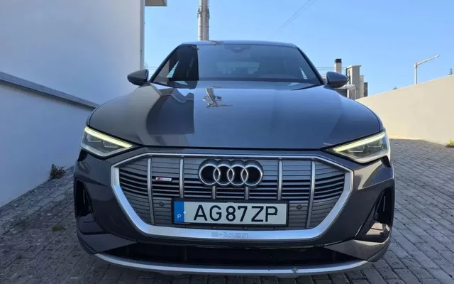 Audi e-tron 55 quattro S line