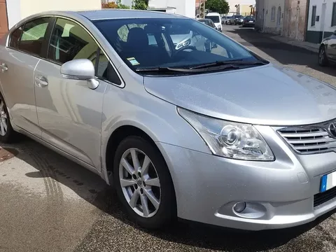 Toyota Avensis SD 2.0 D-4D Exclusive +Pele+GPS