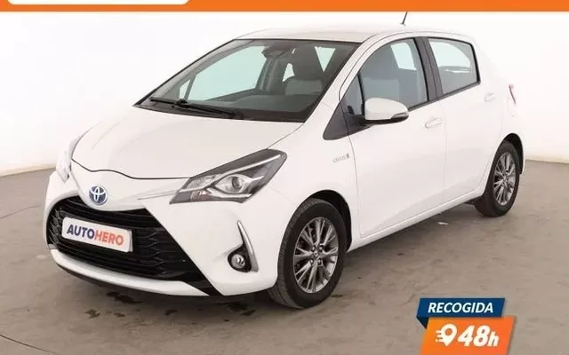 TOYOTA Yaris 1.5 Hybrid Active