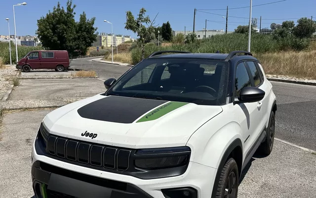 Jeep Avenger 1.2 4xe Hybrid eAWD Upland