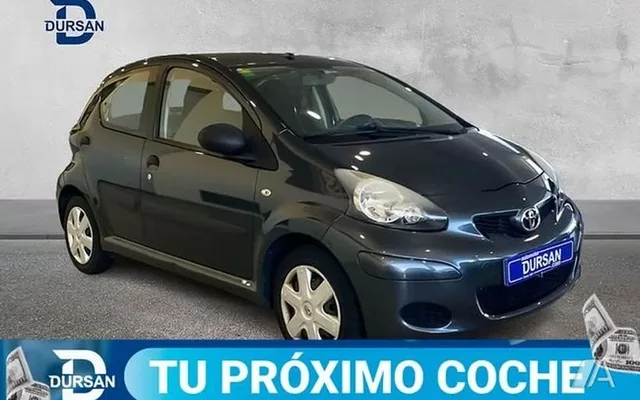 TOYOTA Aygo 1.0 VVTi Blue