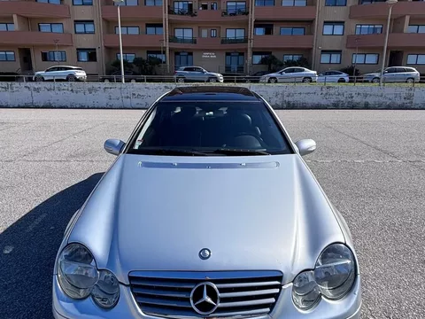Mercedes-Benz C 220 CDi Sport Coupé Evolution AMG