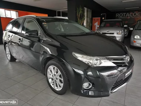 Toyota Auris Touring Sports 1.33 VVT-i Active+AC