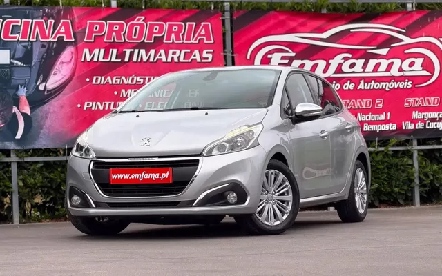 Peugeot 208 1.6 BlueHDi Style