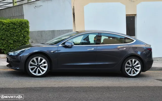 Tesla Model 3 Standard RWD Plus
