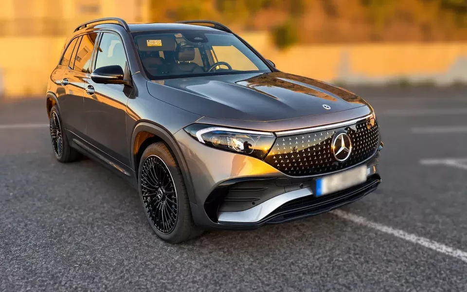 Mercedes-Benz EQB 250+ AMG Line