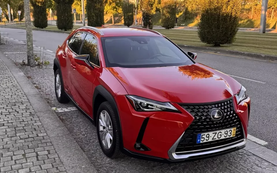 Lexus UX 250h Business