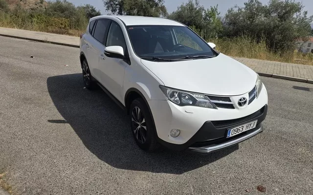 TOYOTA RAV-4 RAV-4 120D Advance 4x2